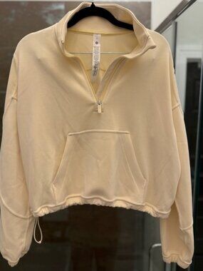 LULULEMON softstreme sweatshirt